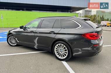 Универсал BMW 5 Series 2017 в 