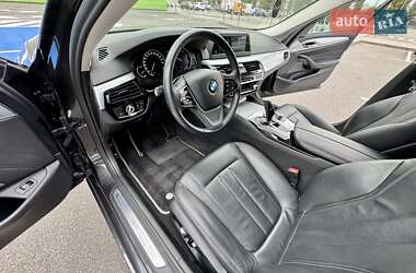 Универсал BMW 5 Series 2017 в 