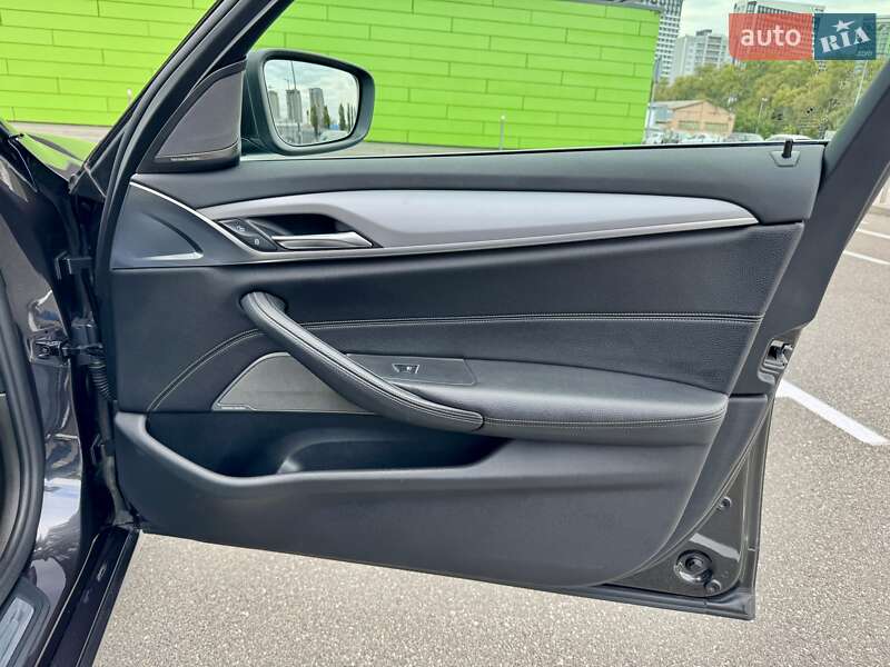 Універсал BMW 5 Series 2017 в Києві фото 47 Універсал BMW 5 Series 2017 в Києві