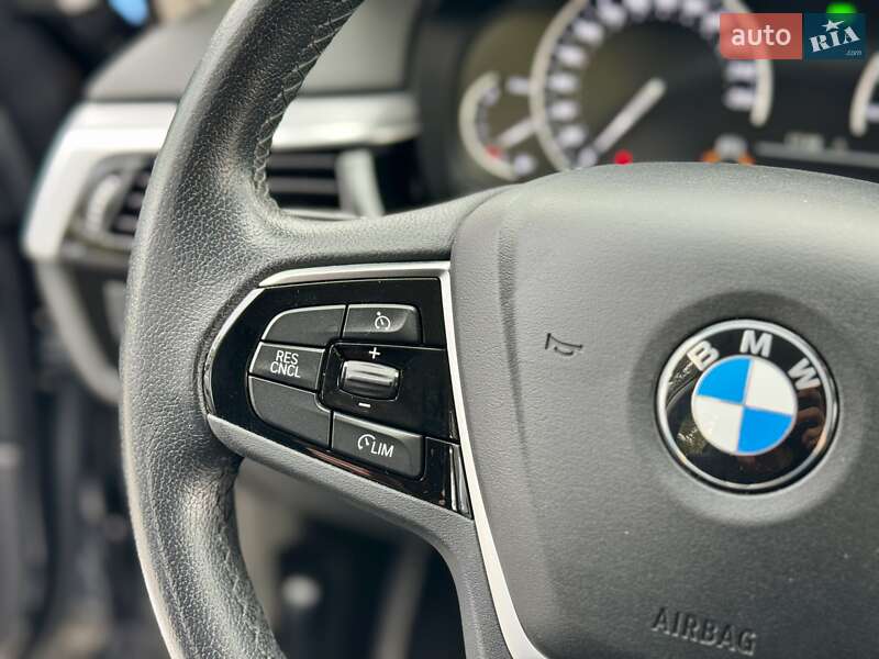Універсал BMW 5 Series 2017 в Києві фото 53 Універсал BMW 5 Series 2017 в Києві