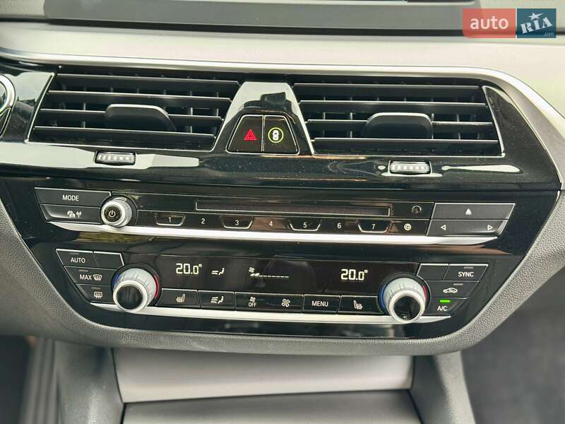 Універсал BMW 5 Series 2017 в Києві фото 56 Універсал BMW 5 Series 2017 в Києві