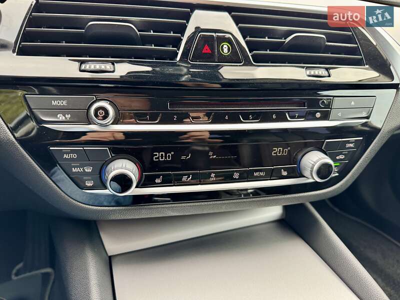 Універсал BMW 5 Series 2017 в Києві фото 58 Універсал BMW 5 Series 2017 в Києві