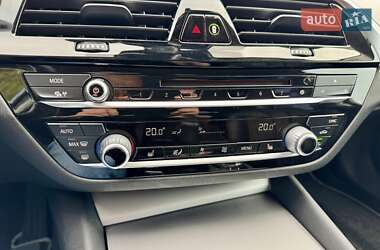 Универсал BMW 5 Series 2017 в 