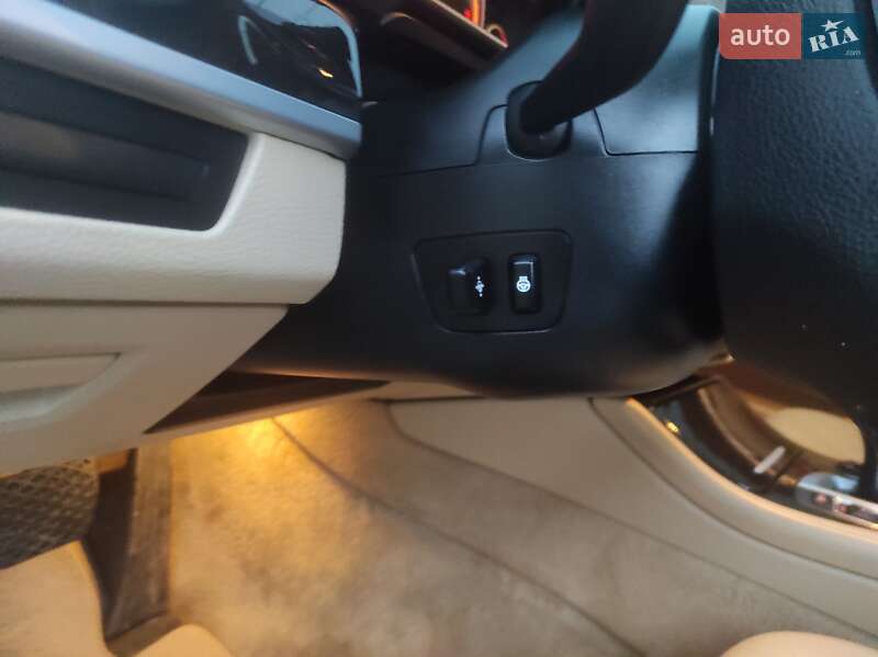 Седан BMW 5 Series 2013 в Ковелі