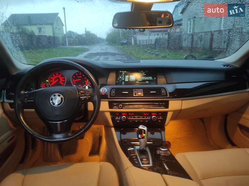 Седан BMW 5 Series 2013 в Ковелі
