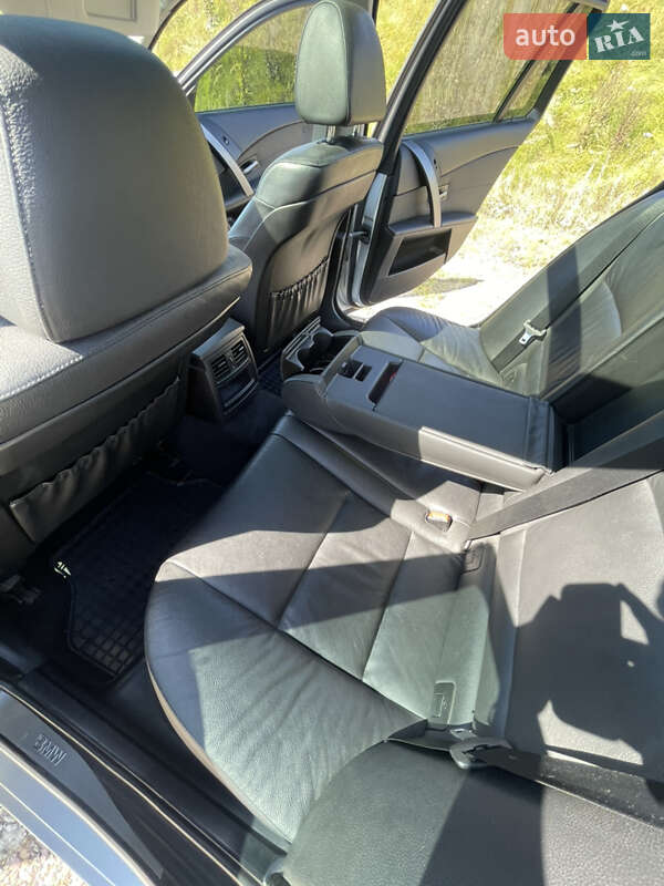 Універсал BMW 5 Series 2005 в Рокитному