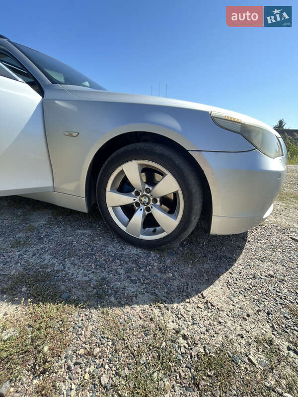 Універсал BMW 5 Series 2005 в Рокитному