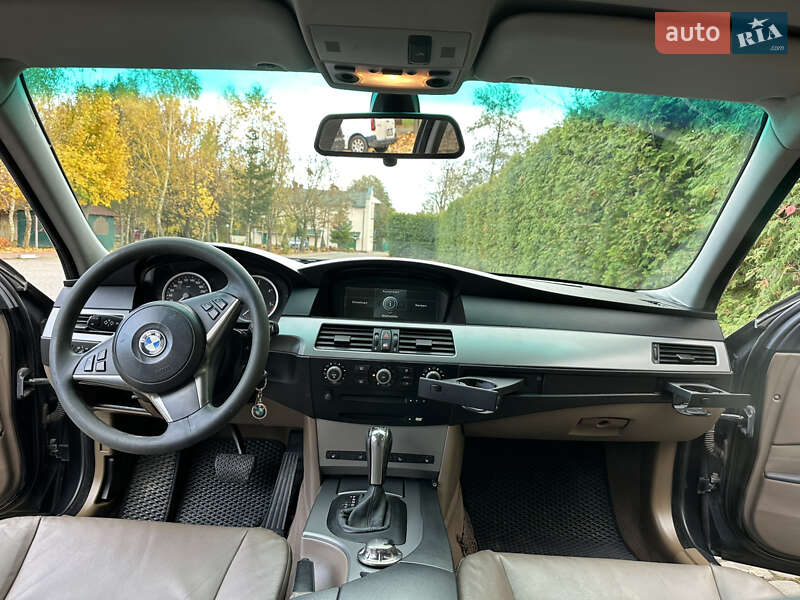 Універсал BMW 5 Series 2004 в Львові