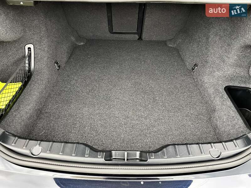 Седан BMW 5 Series 2013 в Ковеле фото 168 Седан BMW 5 Series 2013 в Ковеле