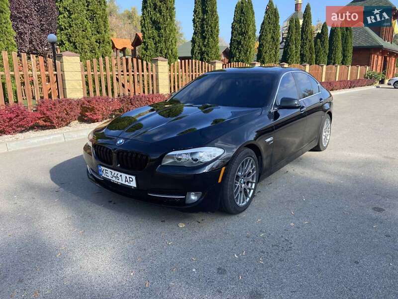 Седан BMW 5 Series 2012 в Дніпрі