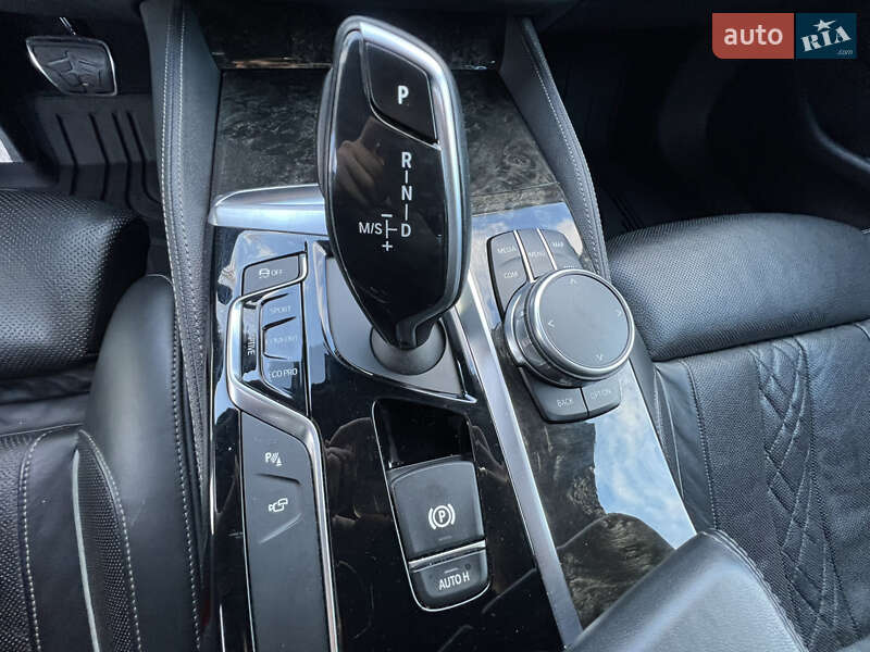 Седан BMW 5 Series 2017 в Киеве фото 34 Седан BMW 5 Series 2017 в Киеве