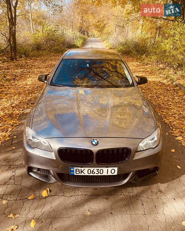 Седан BMW 5 Series 2010 в Корце фото 6 Седан BMW 5 Series 2010 в Корце