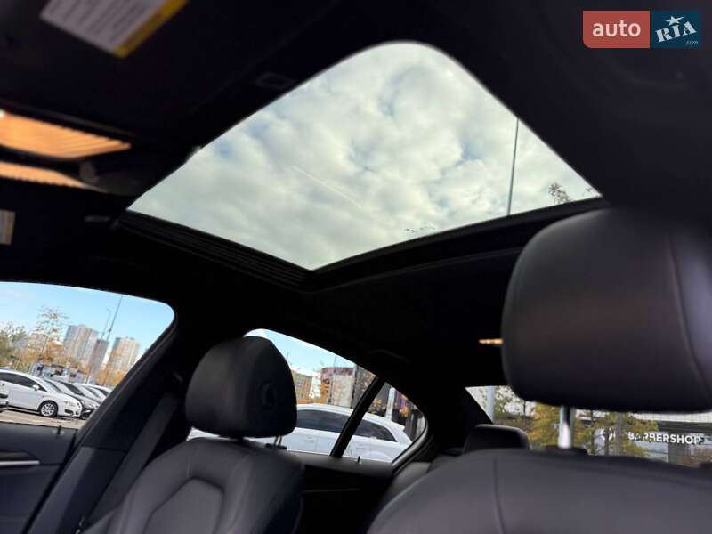 Седан BMW 5 Series 2018 в Києві фото 23 Седан BMW 5 Series 2018 в Києві