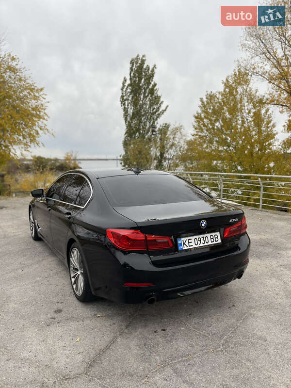 Седан BMW 5 Series 2018 в Днепре