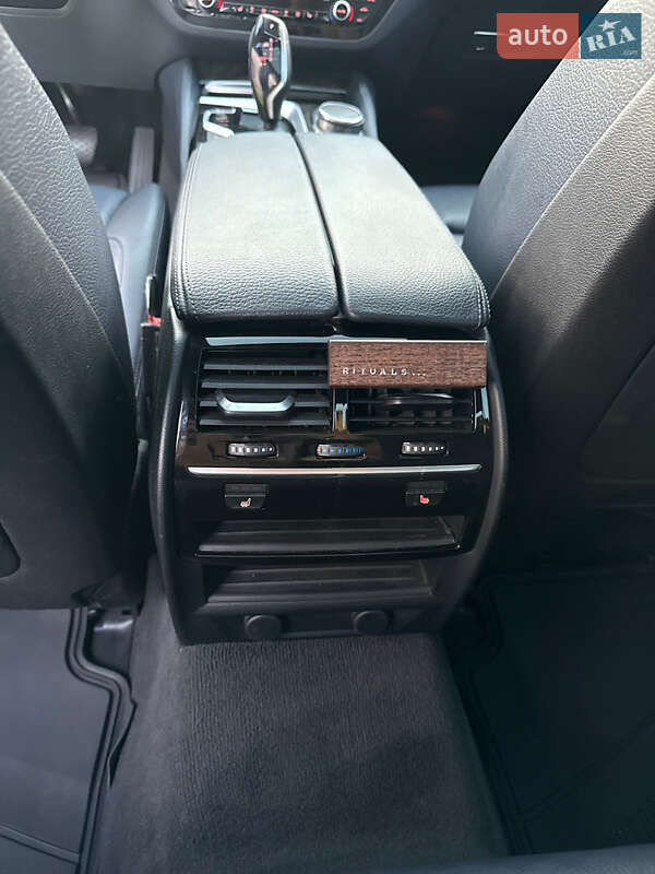 Седан BMW 5 Series 2017 в Киеве фото 6 Седан BMW 5 Series 2017 в Киеве