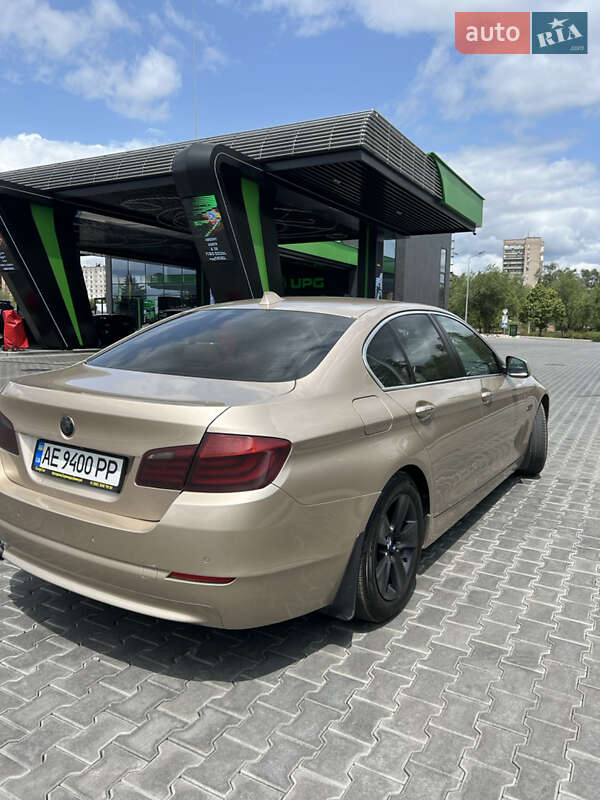 Седан BMW 5 Series 2013 в Дніпрі