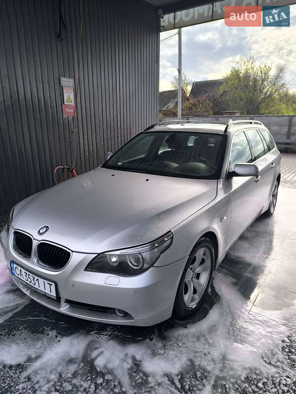 BMW 5 Series 2004