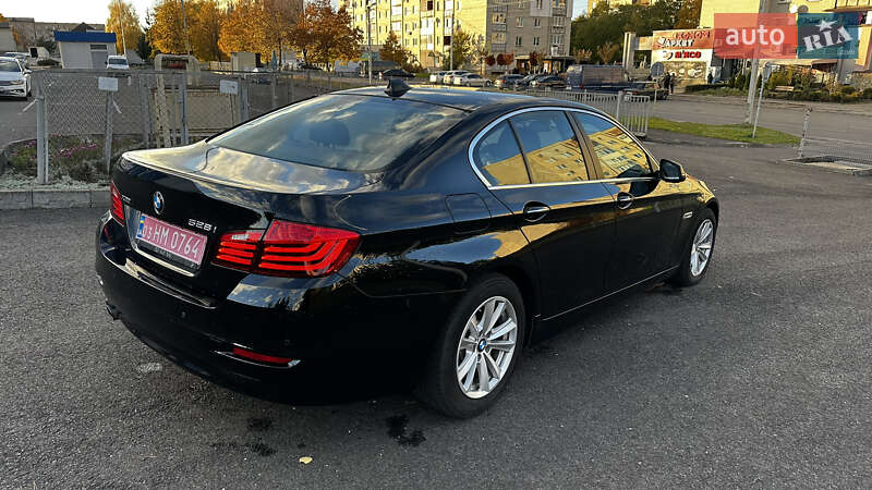 Седан BMW 5 Series 2015 в Ковелі