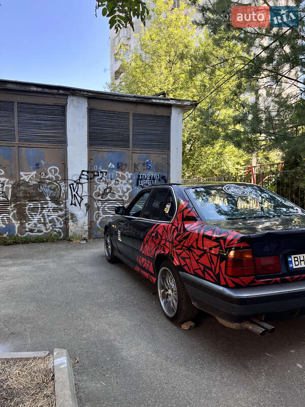 Седан BMW 5 Series 1990 в Одессе фото 3 Седан BMW 5 Series 1990 в Одессе