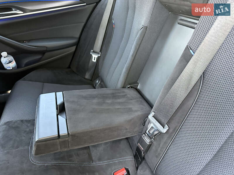Седан BMW 5 Series 2020 в Ивано-Франковске фото 71 Седан BMW 5 Series 2020 в Ивано-Франковске