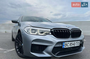 Седан BMW 5 Series 2017 в Львові