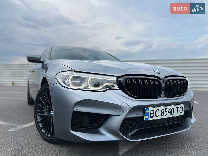 Седан BMW 5 Series 2017 в Львове