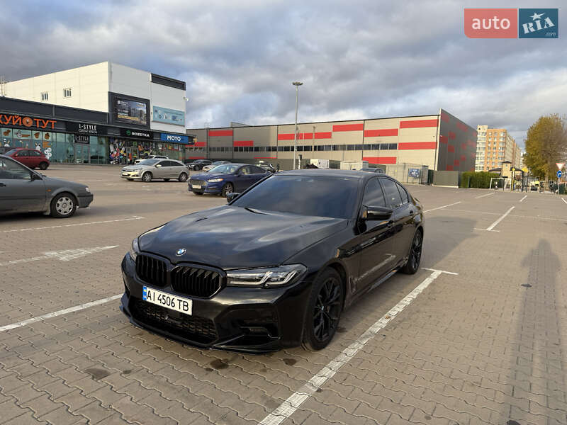 Седан BMW 5 Series 2018 в Киеве фото 12 Седан BMW 5 Series 2018 в Киеве