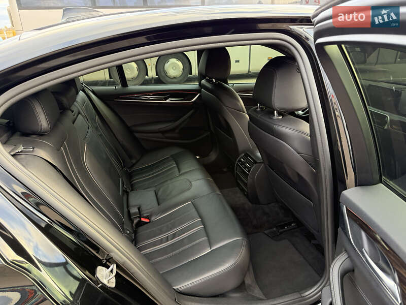 Седан BMW 5 Series 2018 в Киеве фото 27 Седан BMW 5 Series 2018 в Киеве