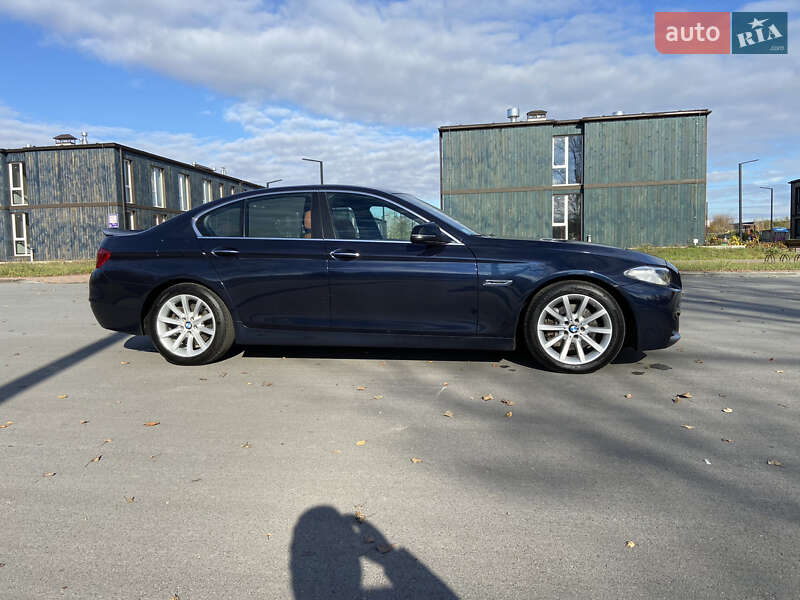 Седан BMW 5 Series 2014 в Чернигове