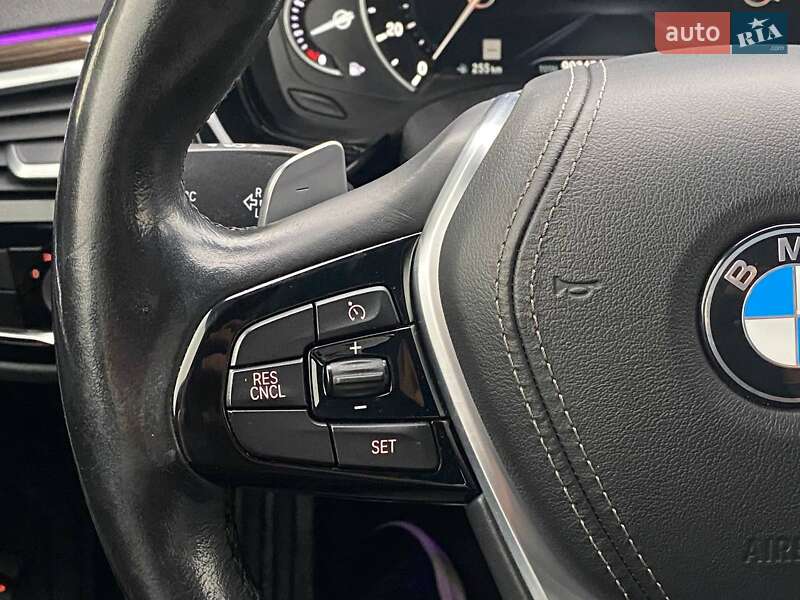 Седан BMW 5 Series 2017 в Киеве фото 25 Седан BMW 5 Series 2017 в Киеве