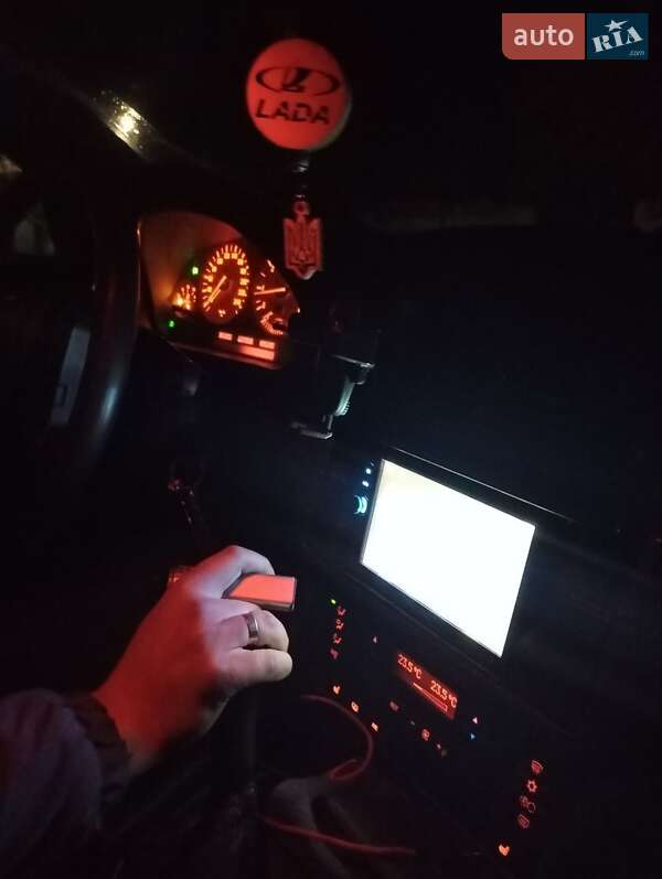 Седан BMW 5 Series 2000 в Виннице