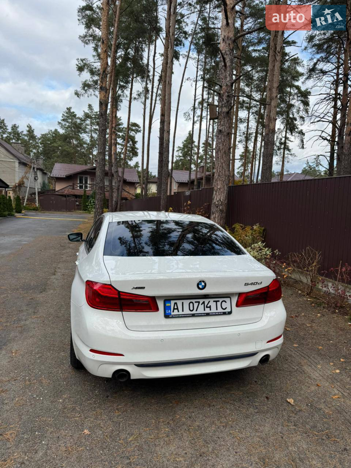 BMW 5 Series 2018 VIN WBAJD1C57JG475060 фото оголошення 4 з 11