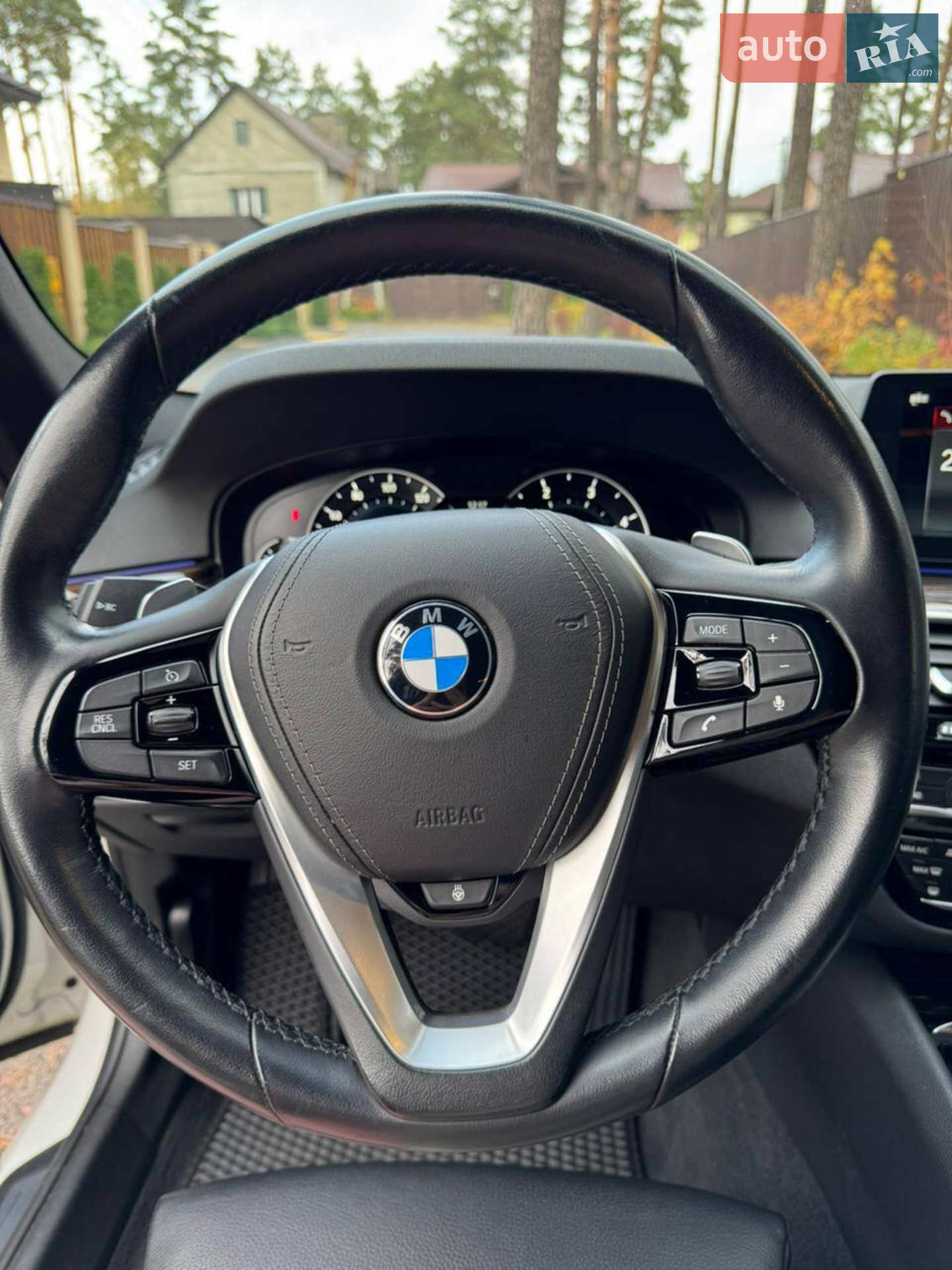 BMW 5 Series 2018 VIN WBAJD1C57JG475060 фото оголошення 6 з 11