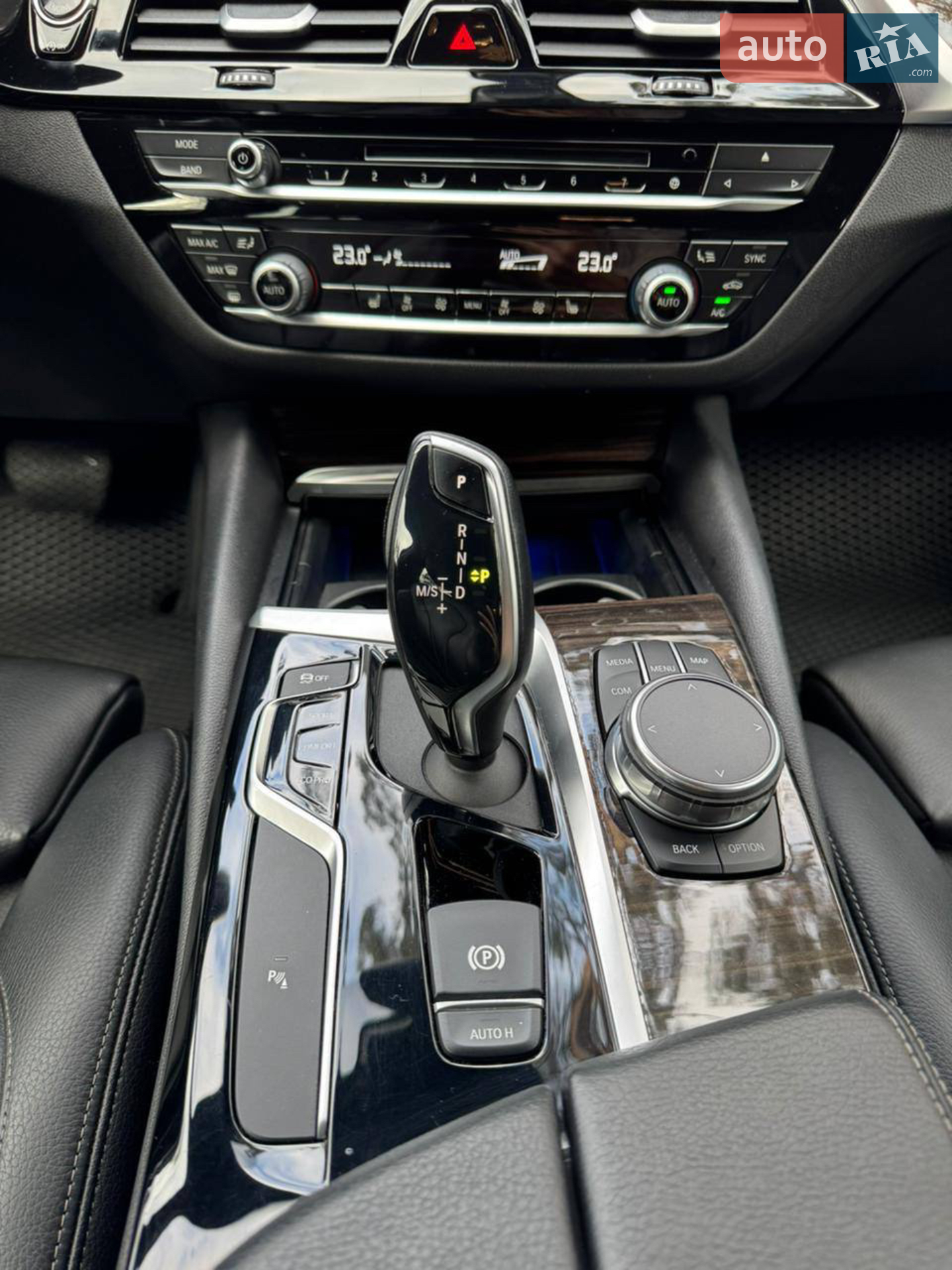 BMW 5 Series 2018 VIN WBAJD1C57JG475060 фото оголошення 9 з 11