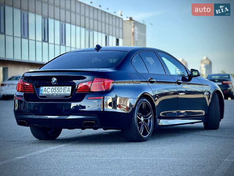 Седан BMW 5 Series 2015 в Киеве