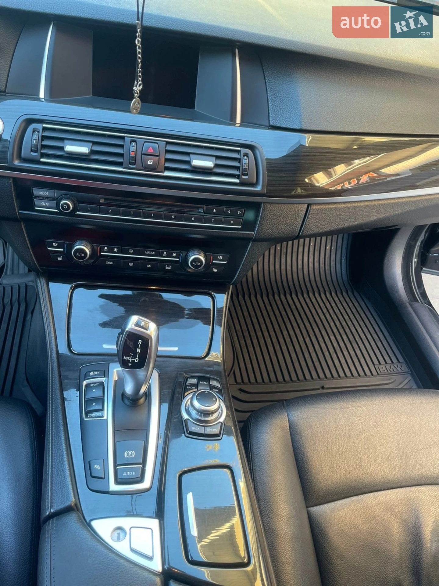 2015 BMW 5er - мініатюра 9