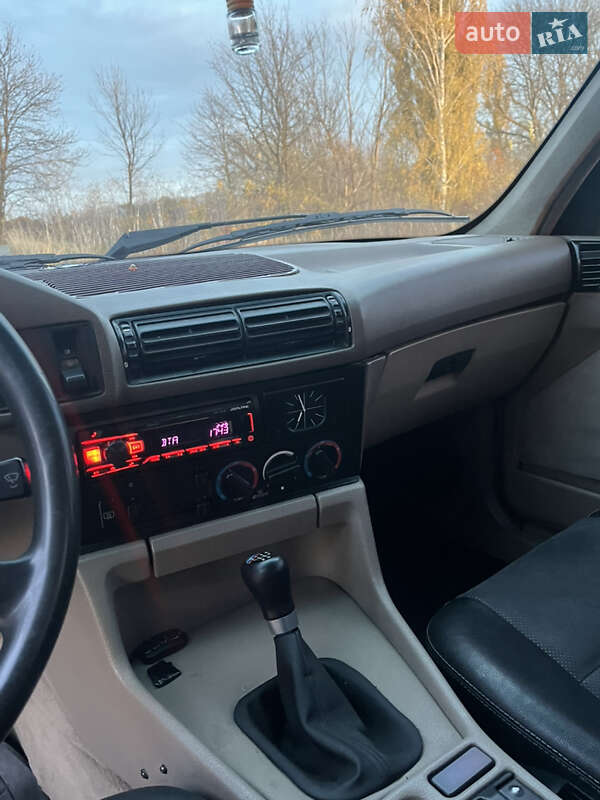 Седан BMW 5 Series 1991 в Виннице фото 19 Седан BMW 5 Series 1991 в Виннице