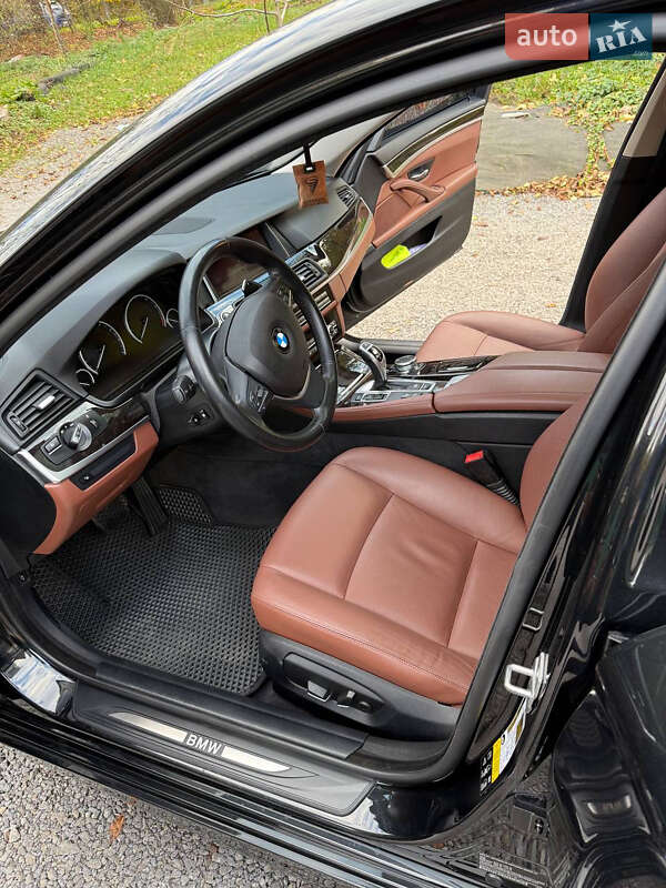 Седан BMW 5 Series 2015 в Виннице