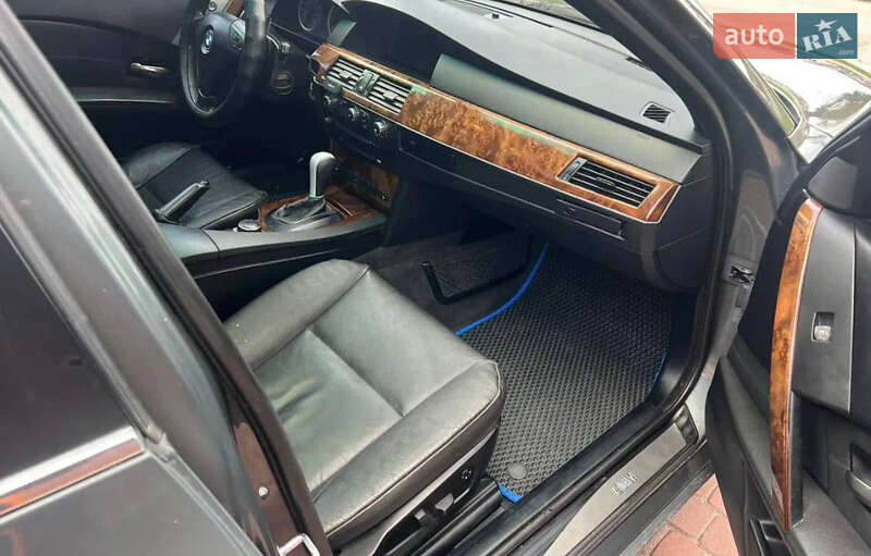 Седан BMW 5 Series 2007 в Хмельницком