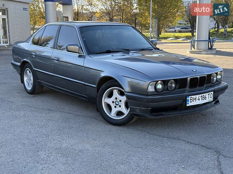 Седан BMW 5 Series 1990 в Николаеве фото 3 Седан BMW 5 Series 1990 в Николаеве