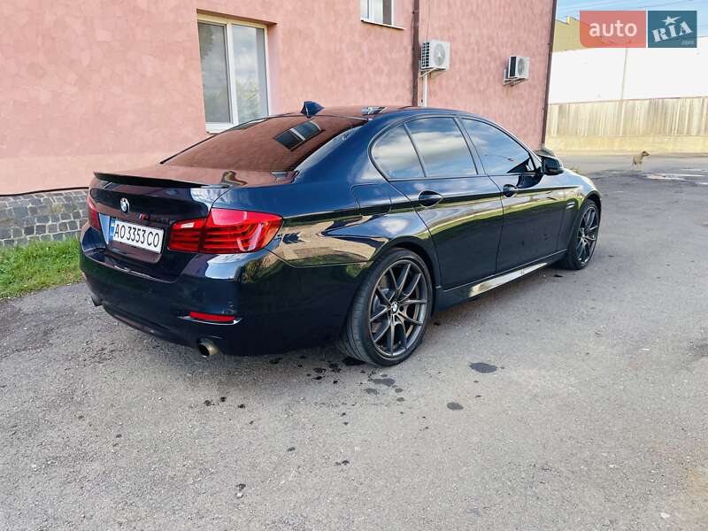 Седан BMW 5 Series 2015 в Ужгороде