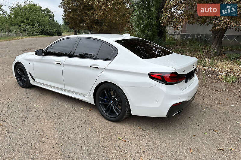 Седан BMW 5 Series 2017 в Львове фото 5 Седан BMW 5 Series 2017 в Львове
