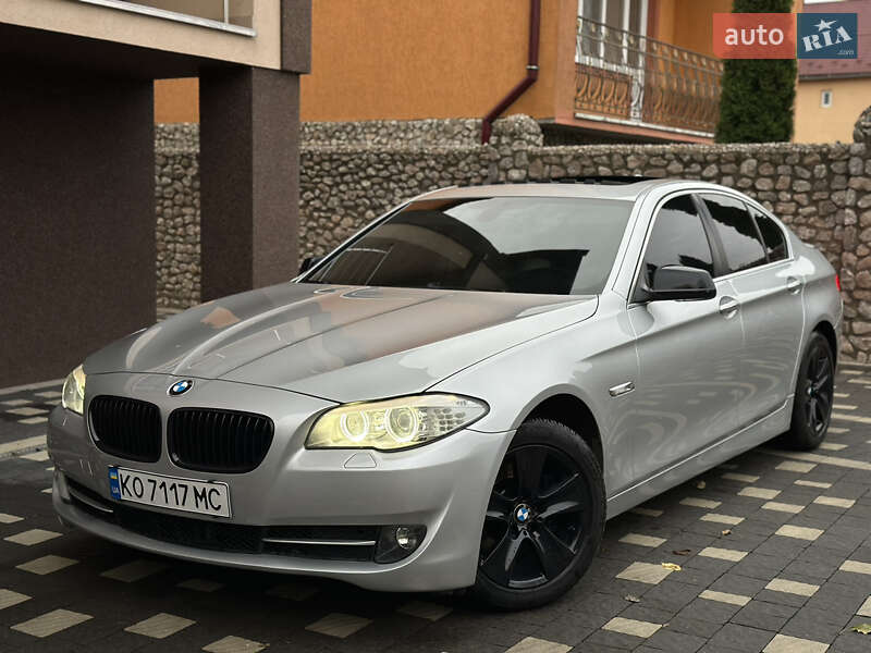 BMW 5 Series 2012 BMW 5 Series 2012