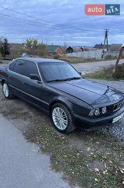 Седан BMW 5 Series 1991 в Виннице