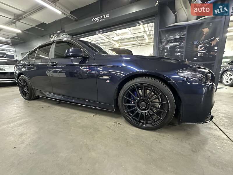 BMW 5 Series 2011 BMW 5 Series 2011