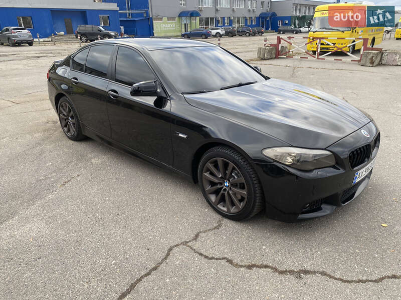 BMW 5 Series 2012