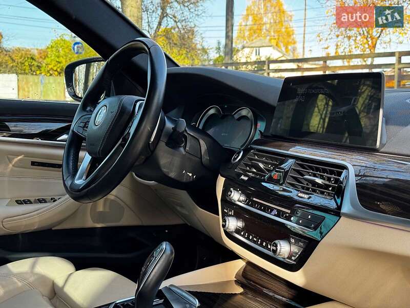 Седан BMW 5 Series 2018 в Киеве фото 33 Седан BMW 5 Series 2018 в Киеве