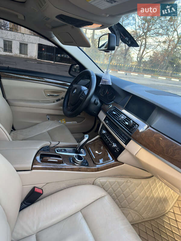 Седан BMW 5 Series 2010 в Полтаве фото 14 Седан BMW 5 Series 2010 в Полтаве