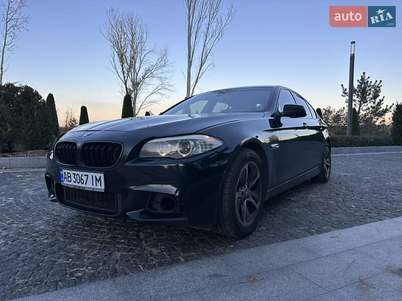 Седан BMW 5 Series 2012 в Днепре