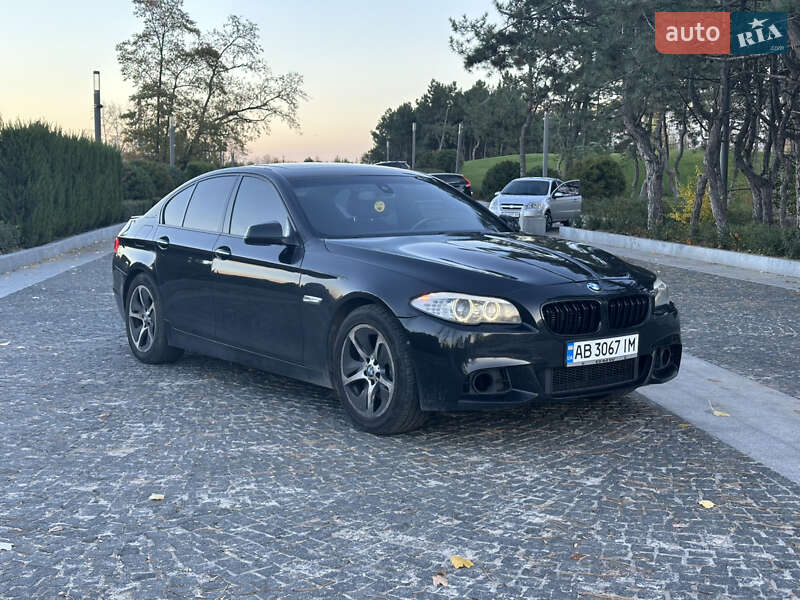 Седан BMW 5 Series 2012 в Днепре